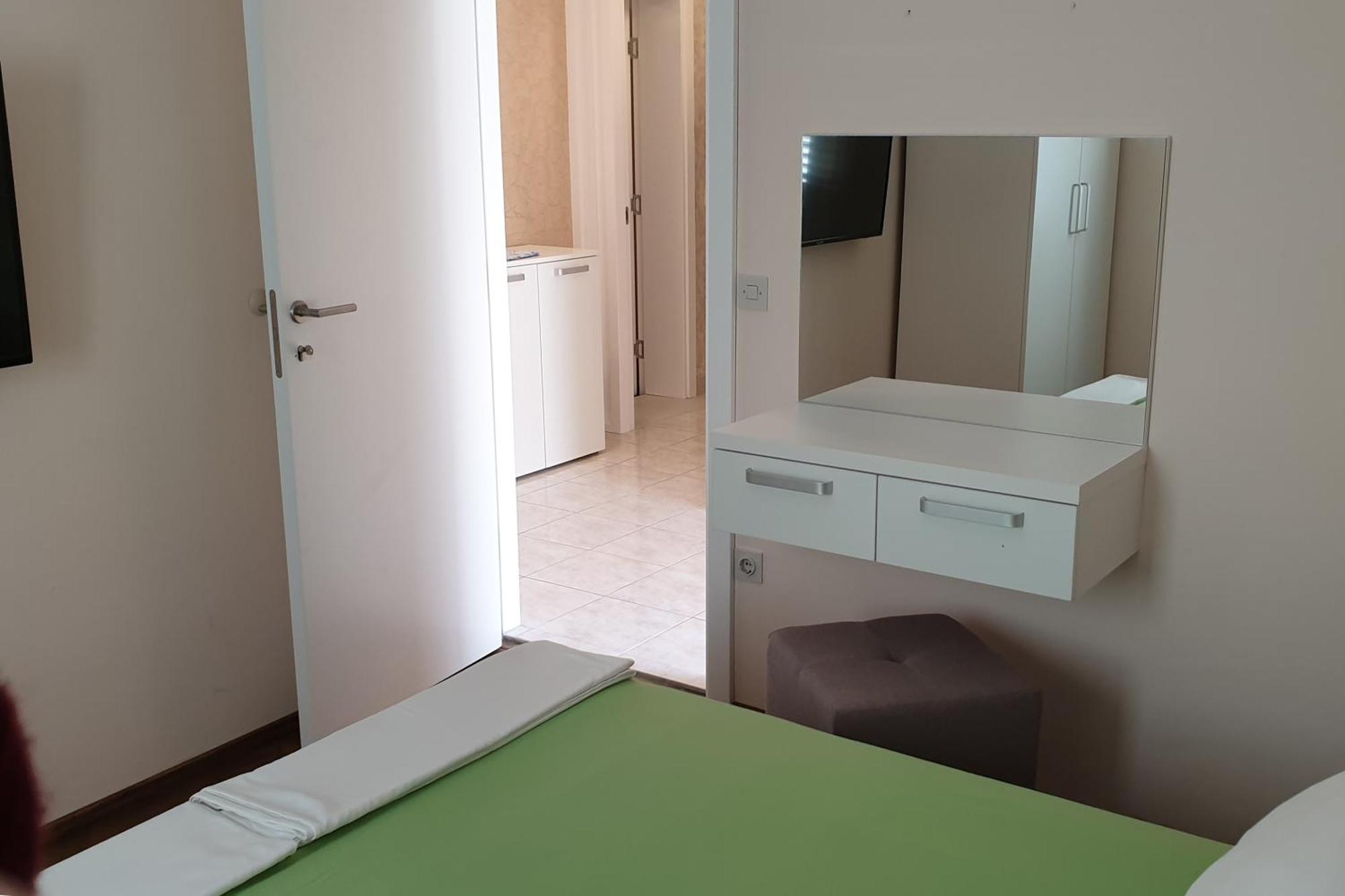 Apartments And Rooms With Parking Space Hvar - 15378 ฮวาร์ ห้อง รูปภาพ